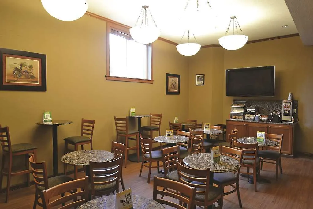 Hotel La Quinta By Wyndham Portland Airport
