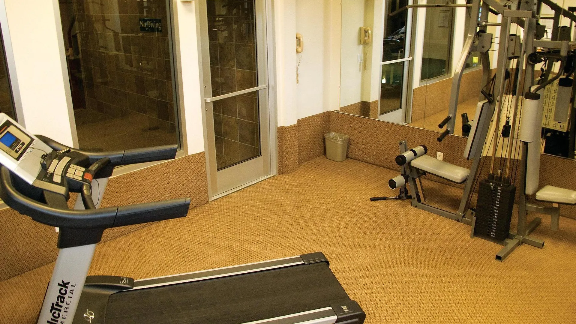Hotel La Quinta By Wyndham Portland Airport
